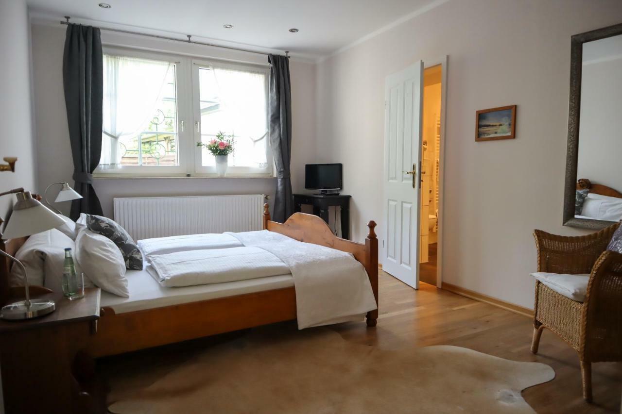 Hotel Gut Moschenhof Düsseldorf Exteriör bild